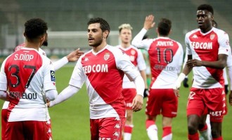 法甲欧战资格保卫战！朗斯主场碾压洛里昂？保级队绝境求生有戏吗