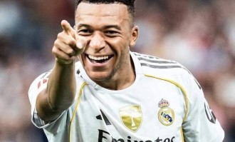 皇马冲14冠！姆巴佩飞行4500公里空降决赛：9战巴萨12球