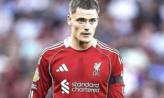 4-0！德甲冠军提前发货！这队15轮不败，场均赢3球，62年纪录被改写