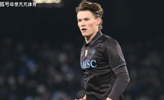 白菜价卖主力：那不勒斯续约MVP级大腿，曼联真是遗憾无比的