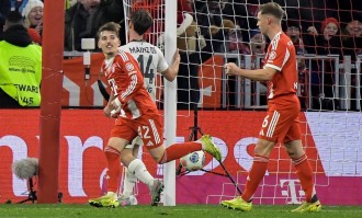 诺伊尔续约在即？拜仁传奇门将的未来展望